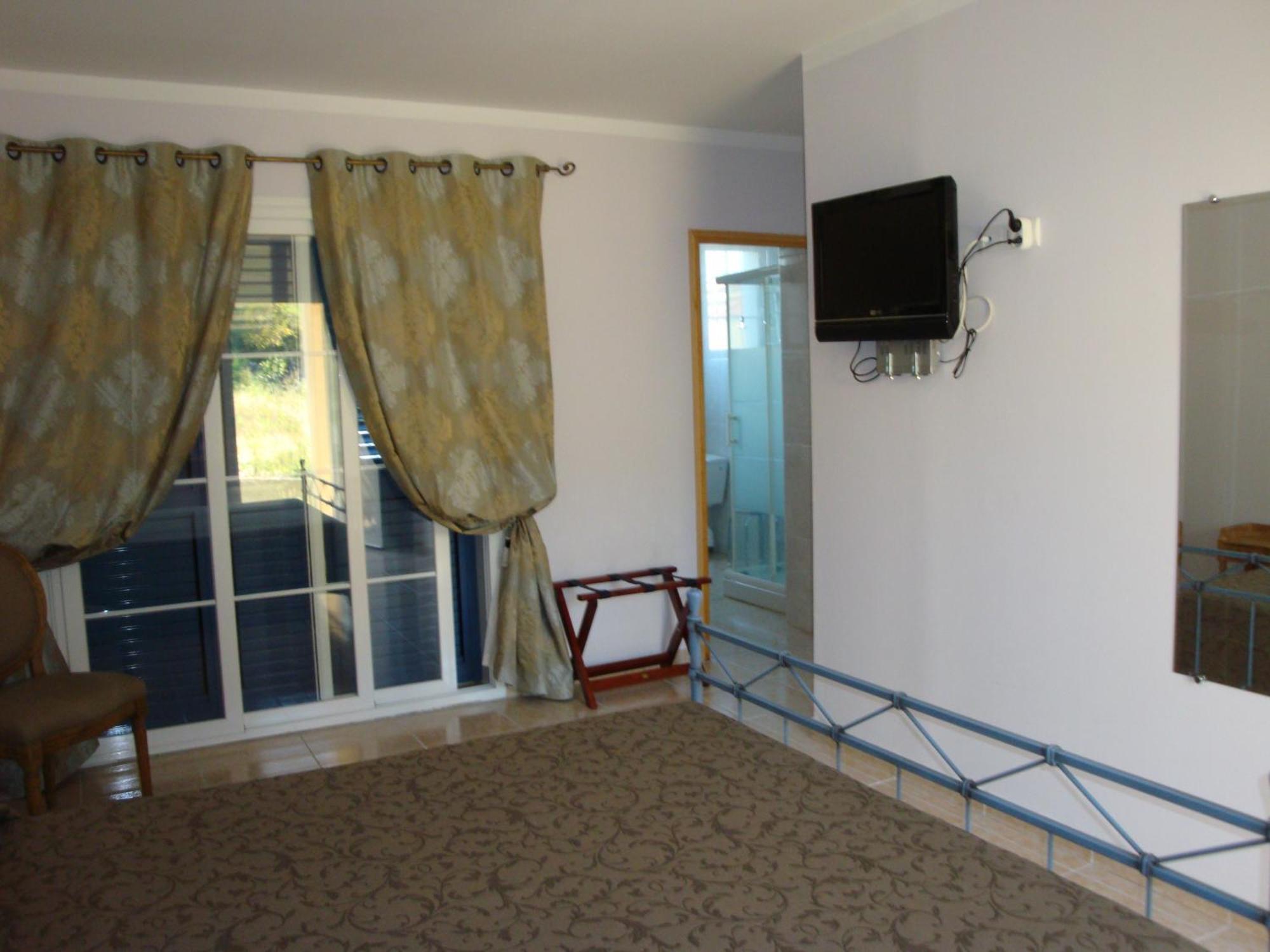 Hotel Camparellu Galeria  Exterior photo