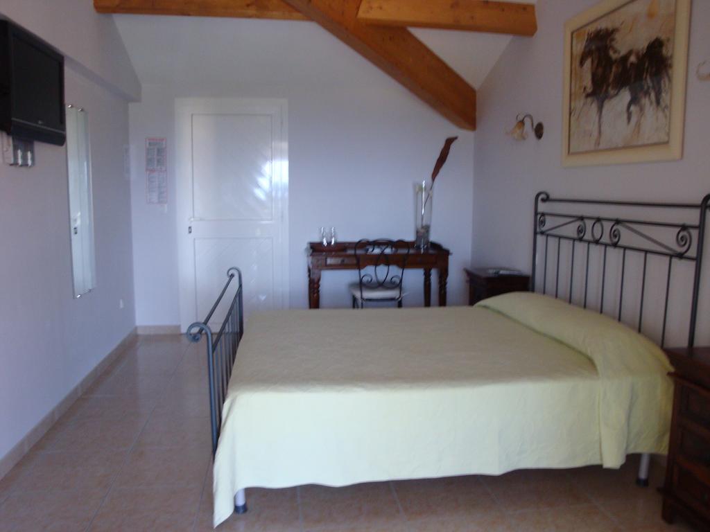Hotel Camparellu Galeria  Exterior photo